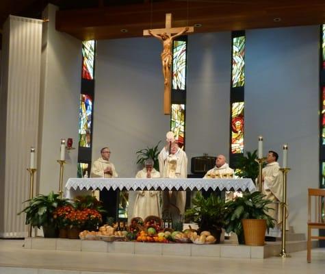 2013 Thanksgiving Mass at Saint Irenaeus