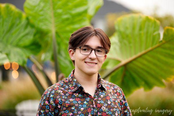 senior-guy-portrait-Pittsburgh