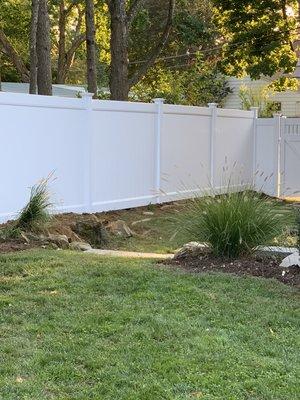 6 ft high pvc private fence