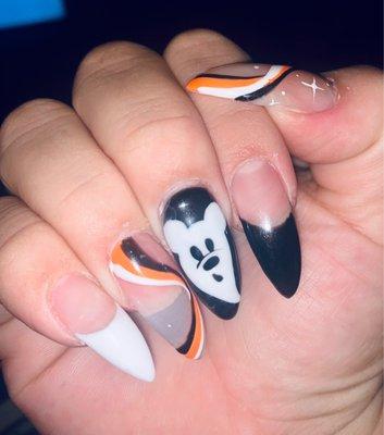 Disney Halloween nails :)