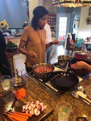 Shannon, our Nutrition Coach and Educator, hosing a Lifestyle Cooking Class.