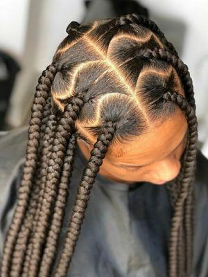 Jumbo knotless braids