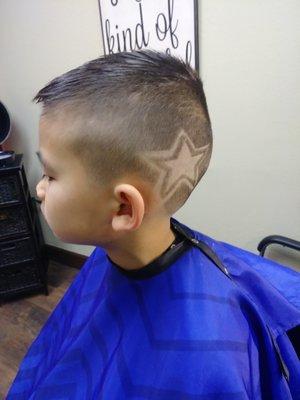 Kawana Cuts 4 Kids