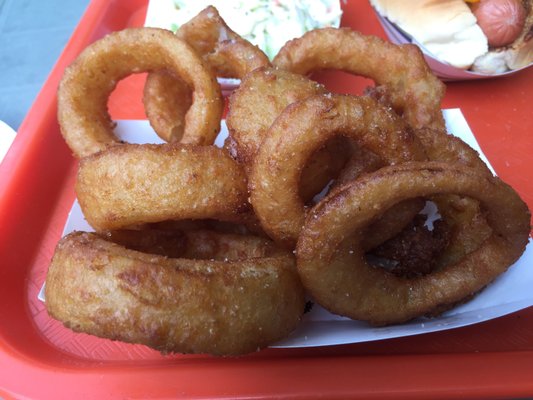 Crisp, hot onion rings