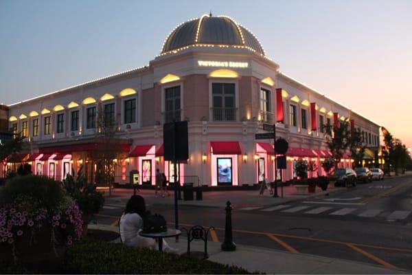 Victoria's Secret , Easton town center , Columbus ,oh