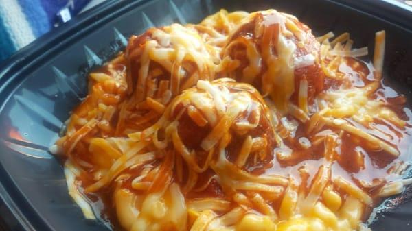 Meatball macaroni & Cheese! Sheetz is a culinary GAME CHANGER!