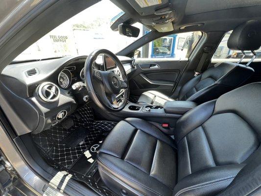 Interior on a gla 250 Mercedes'