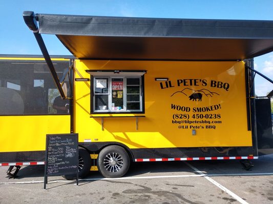 Follow the smoke to Lil Pete's BBQ