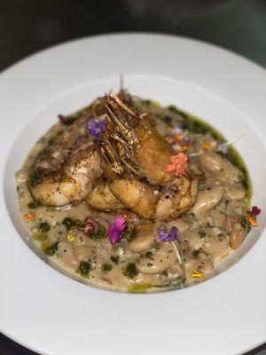 Head on prawns with fagoli