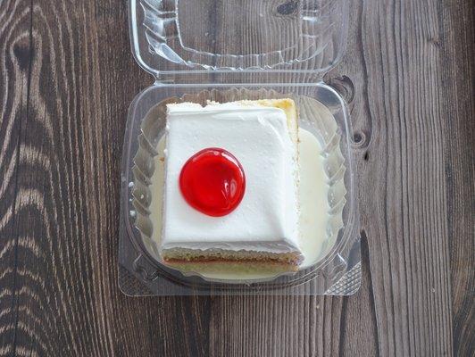 Pastel De Tres Leches