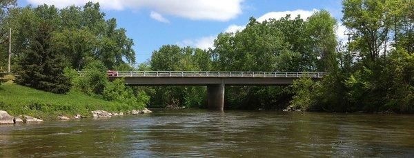 Baraboo River Rentals: Shaw Street Bridge