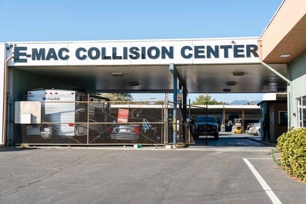 Emaculate Auto Center