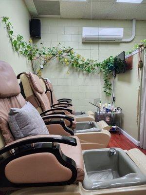 Pedicure chairs