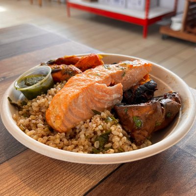 Salmon bowl with 3 sides