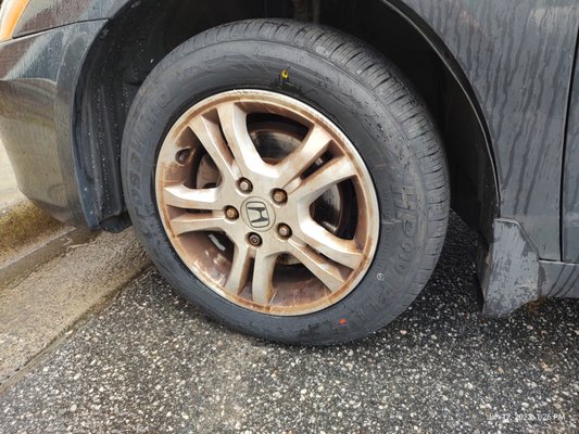 New Crosswind tires on my 2007 Honda Accord.