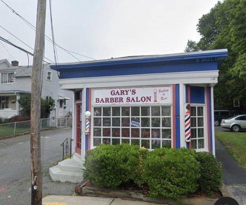 Gary's Barber Salon exterior