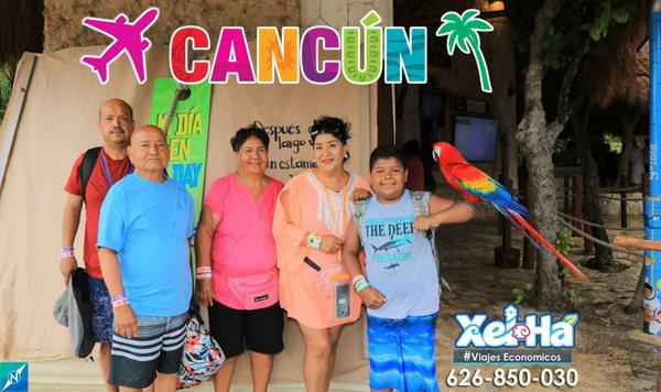 Familia Vega en su viaje a Cancun