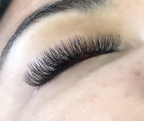 Volume lashes!