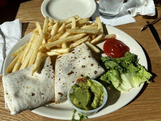 Rio Grande Wrap with fries