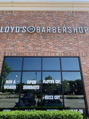 Floyd's 99 Barbershop