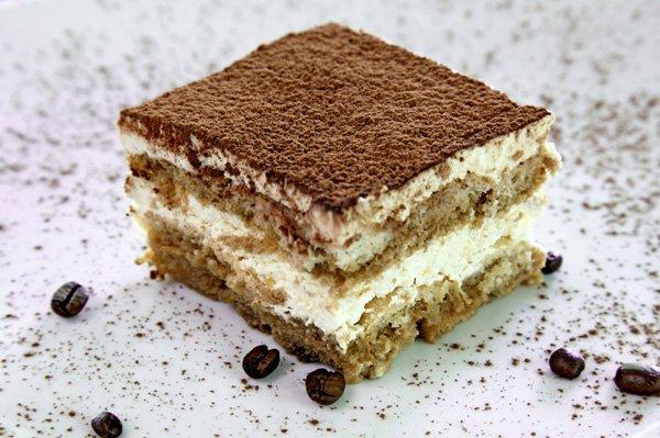 Tiramisu Cake