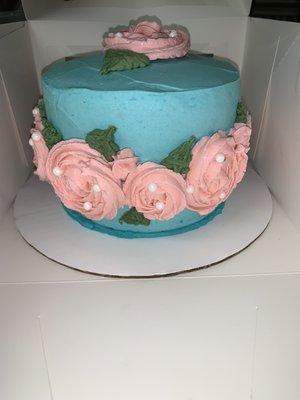 6inch 2 layers vanilla on vanilla! Buttercream flowers