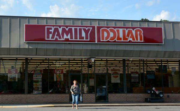 Family Dollar Store