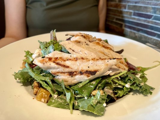 roasted beet & goat cheese salad with chicken