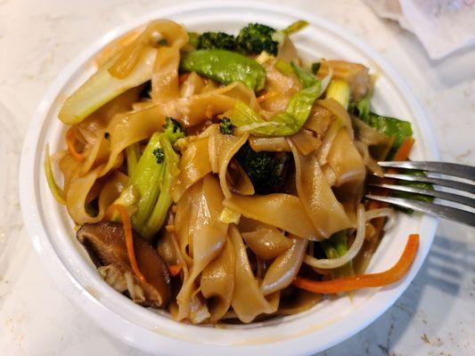 Vegetable Ho Fun: flat soft noodles with, bean sprouts, napa cabbage, carrots and scallions.