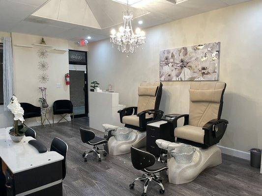 Lanna Nails & Spa