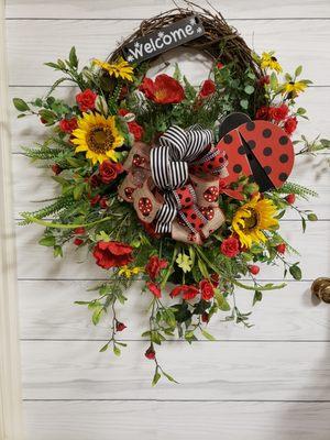 We make wreaths!