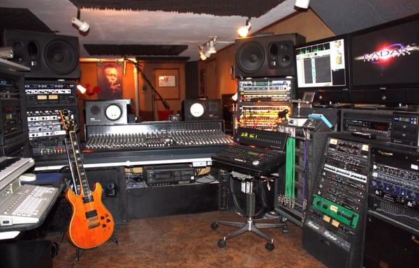 Red Rooster Studios