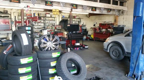 El Valle Tire Automotive