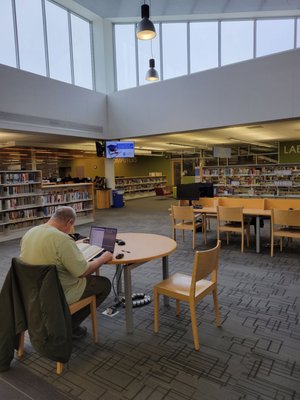 Montgomery County Public Libraries - Gaithersburg Branch