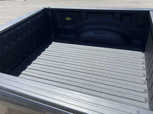 Truck bed, with fresh bedliner spray coat