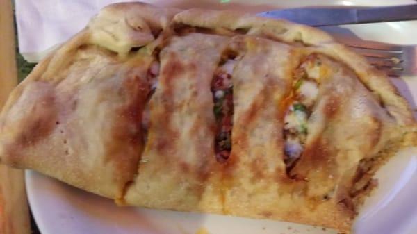 Best calzones I have ever had get a Jakes with green peppers and cheese sauce.