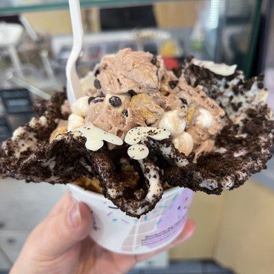 Oreo Waffle Cone/Bowl & s'mores ice cream