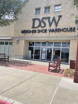 DSW Designer Shoe Warehouse