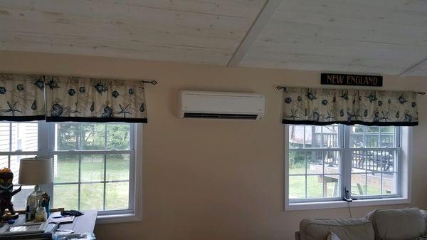 Split ductless wall unit