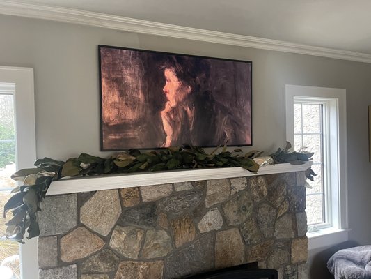 Picture frame TV