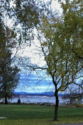 As a #pnw lifer (from Renton) I often drive through Rainier Beach. Love the views and neighborhoods! (Nov 14, 2017)