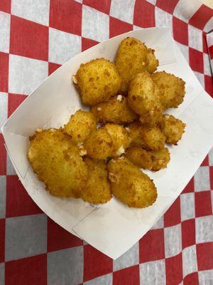 Gooey cheese curds