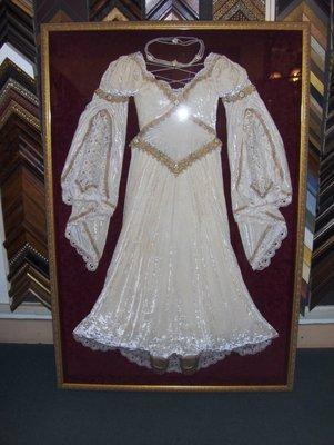 Full size renaissance style wedding dress. We love framing your memories.