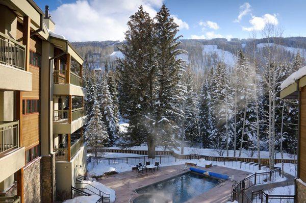 Lodge at Lionshead main pool and hot tub area