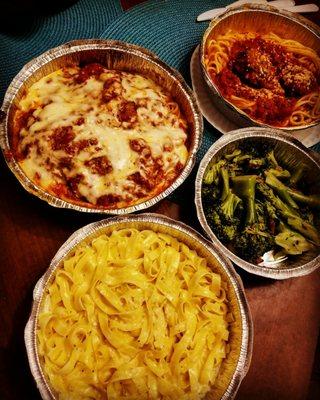 From the top: Spaghetti & Two Meatballs (meh), Chicken Parmigiana (decent), Broccoli (burnt) and Fettuccine Alfredo (dry)