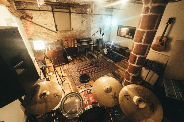 The Brooklyn Pearl studio