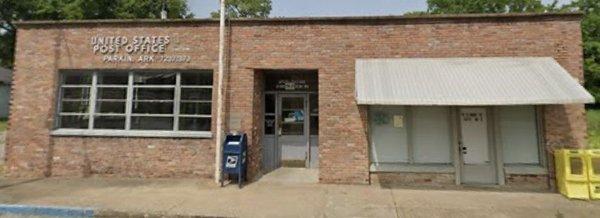 view of the front of the United States Post Office building in Parkin, Arkansas