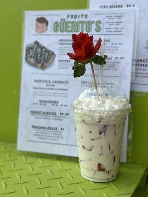 Fresas con crema. Strawberries and cream