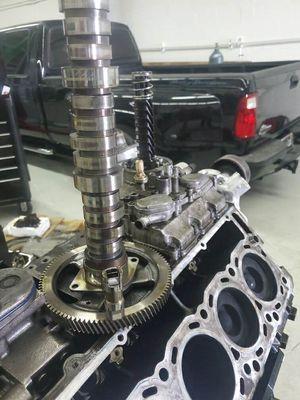 Disassembly of diesel engien short block