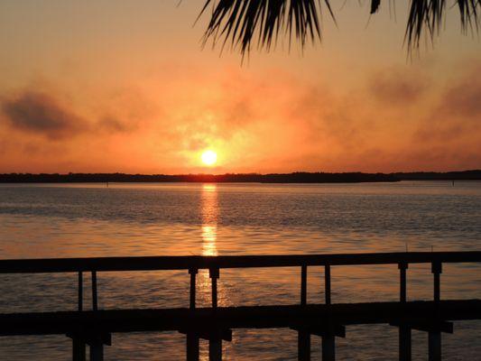 come enjoy the SW Florida sunsets....priceless!